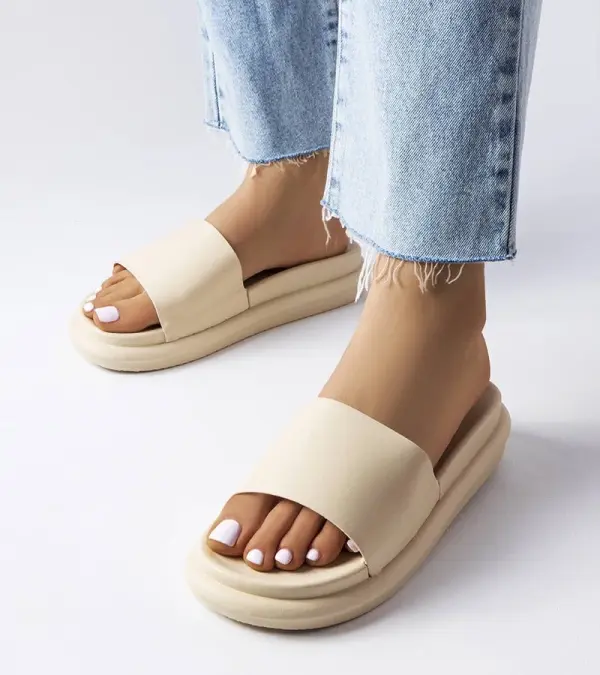 D/CEO D/CEO White slides Ypsy