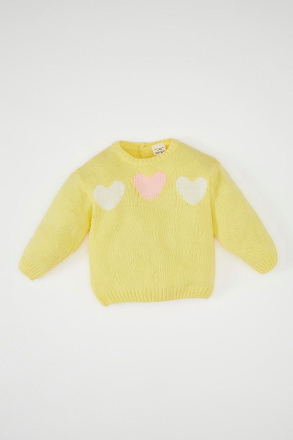 DEFACTO DEFACTO Baby Girl Heart Patterned Crew Neck Knitted Sweater