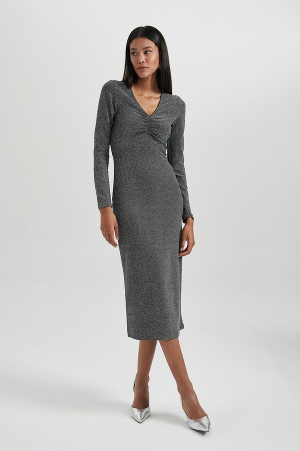 DEFACTO DEFACTO Bodycon V-Neck Sequined Fabric Midi Long Sleeve Dress