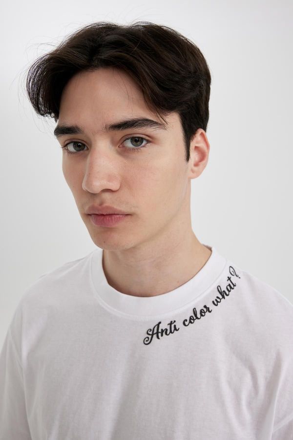 DEFACTO DEFACTO Comfort Fit Crew Neck Printed Short Sleeve T-Shirt