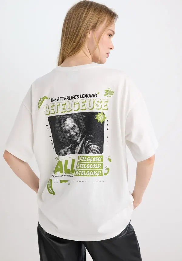 DEFACTO DEFACTO Cool Beetlejuice Oversize Wide Pattern Crew Neck Printed Short Sleeve T-Shirt