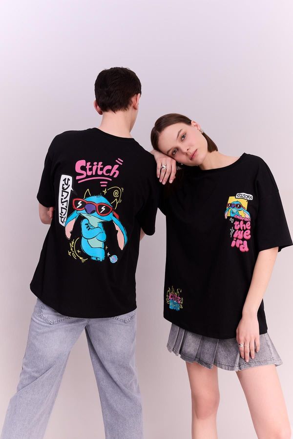 DEFACTO DEFACTO Cool Disney Lilo & Stitch Oversize Fit Crew Neck Printed Short Sleeve T-Shirt