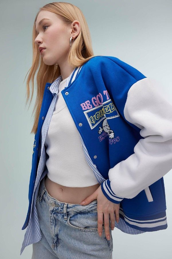 DEFACTO DEFACTO Coool Oversize Fit Crew Neck Back Printed Thick Fabric Bomber Jacket