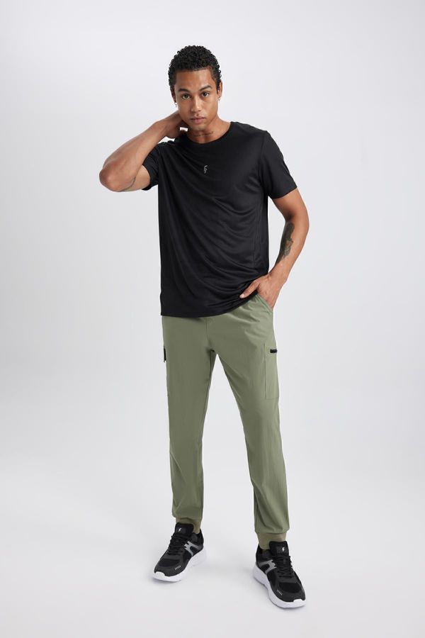 DEFACTO DEFACTO Fit Standard Fit Cargo Pocket Elastic Leg Woven Jogger Sweatpants