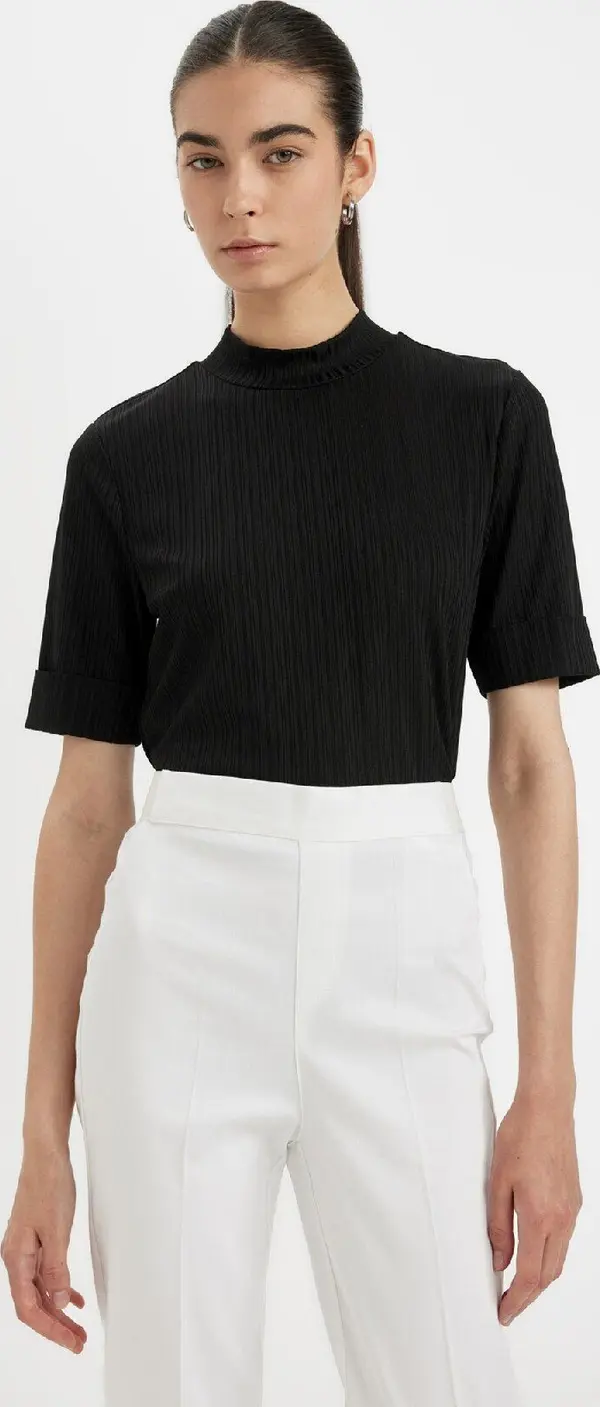 DEFACTO DEFACTO Half Turtleneck Smart Ribbed Camisole Basic Plain Short Sleeve T-Shirt