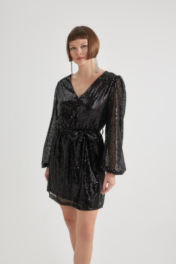DEFACTO DEFACTO Heart Collar Sequined Fabric Long Sleeve Mini Dress