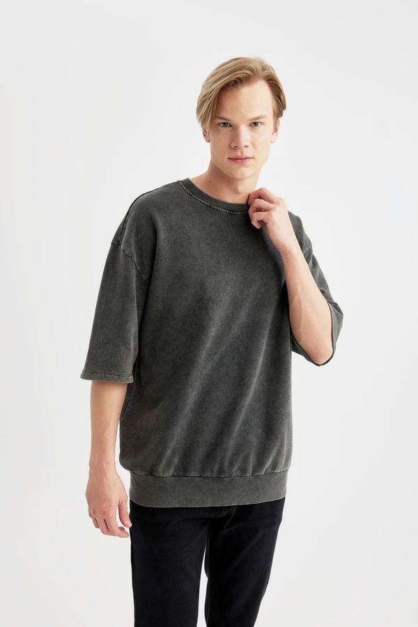 DEFACTO DEFACTO Loose Fit Crew Neck Washed Faded Effect Short Sleeve T-Shirt