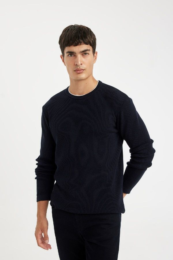DEFACTO DEFACTO Men's Navy Blue Relax Fit Comfortable Cut Crew Neck Combed Cotton Detailed Knitwear Sweater