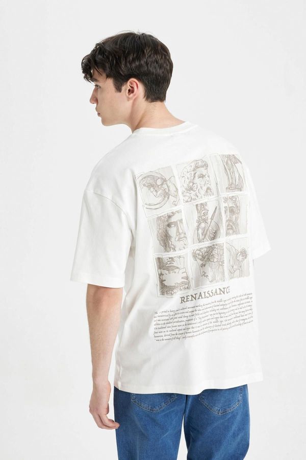 DEFACTO DEFACTO Oversize Fit Crew Neck Back Printed Short Sleeve T-Shirt