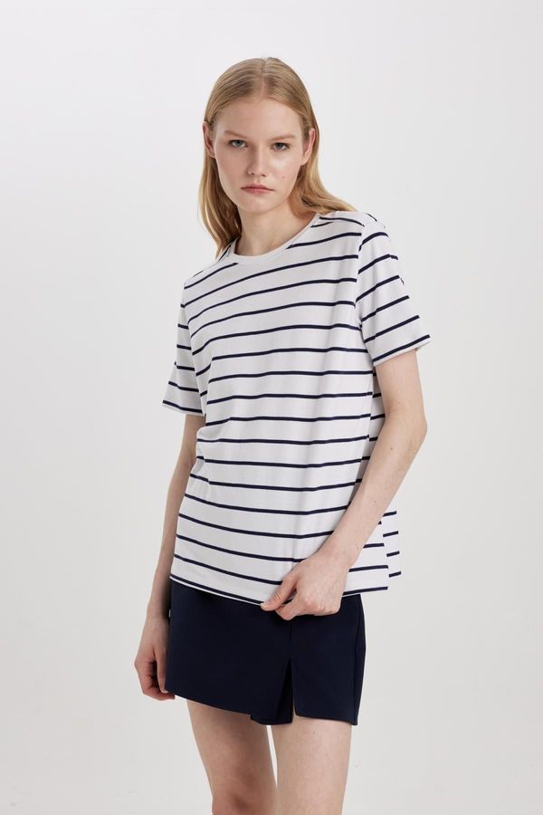 DEFACTO DEFACTO Regular Fit Crew Neck Combed Cotton Short Sleeve T-Shirt