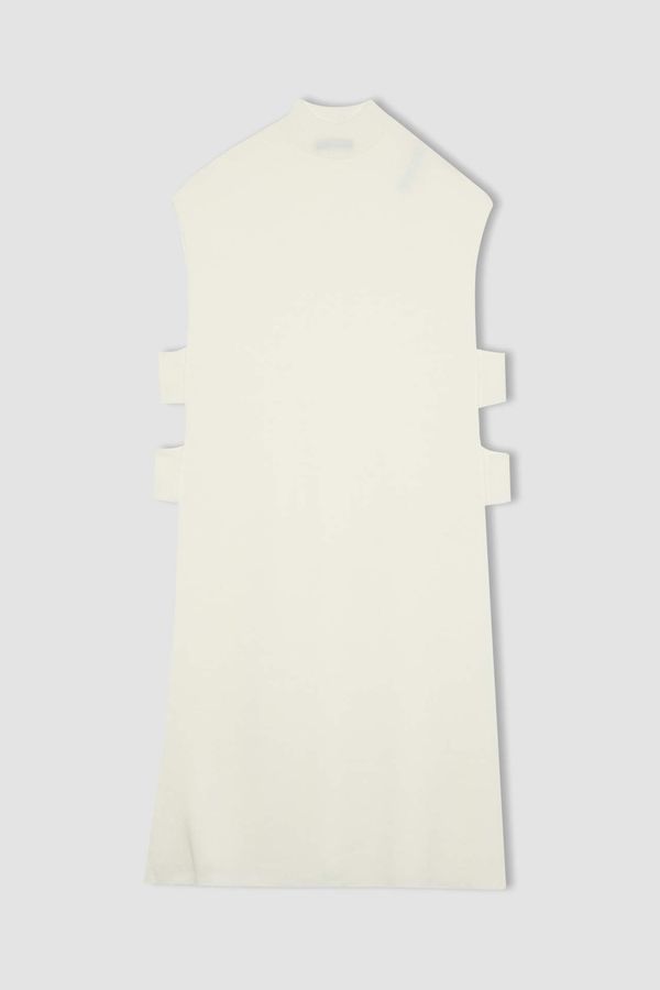 DEFACTO DEFACTO Regular Fit Crew Neck Vest