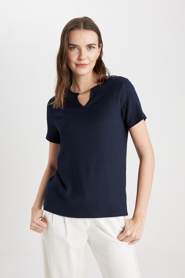 DEFACTO DEFACTO Regular Fit Crew Neck Wrapped Short Sleeve T-Shirt