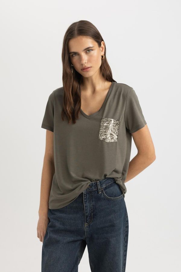 DEFACTO DEFACTO Regular Fit V Neck Short Sleeve T-Shirt