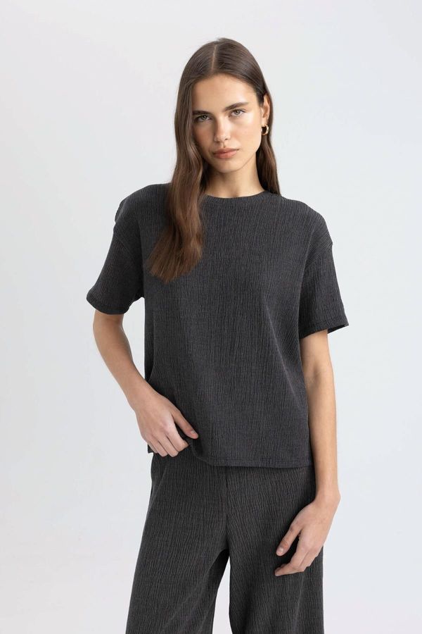 DEFACTO DEFACTO Relax Fit Crew Neck Wrapped Short Sleeve T-Shirt