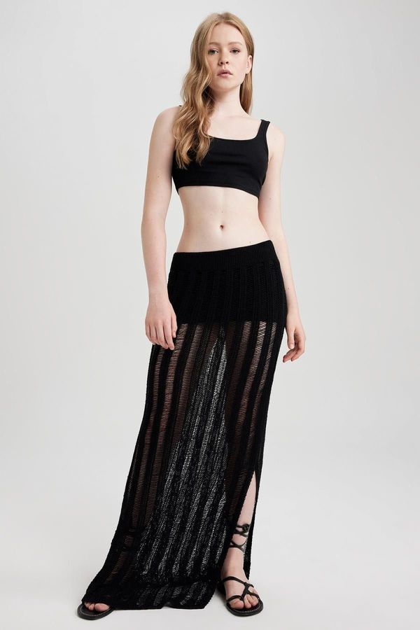 DEFACTO DEFACTO Slim Fit Crochet Slit Black Maxi Skirt