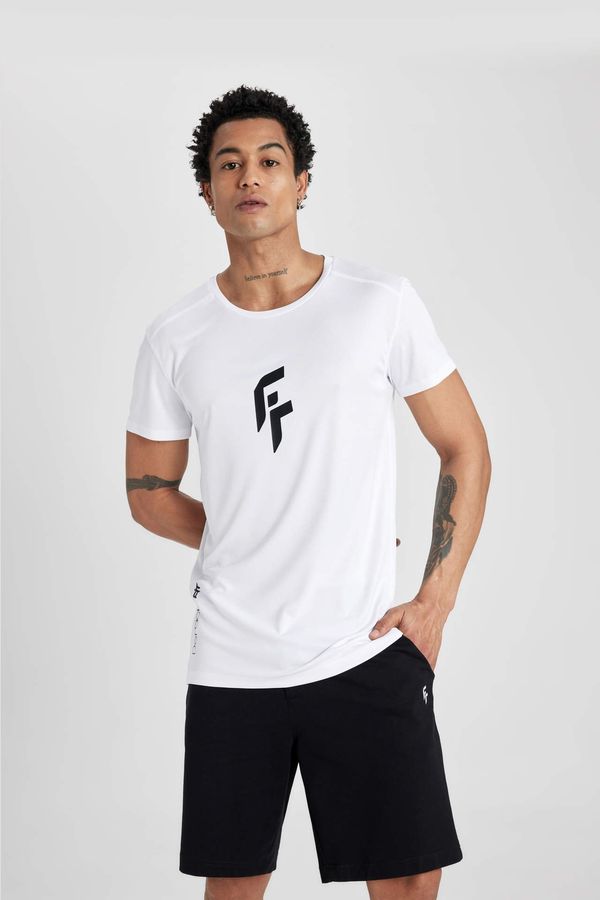 DEFACTO DeFactoFit Slim Fit Crew Neck Heavy Fabric T-Shirt