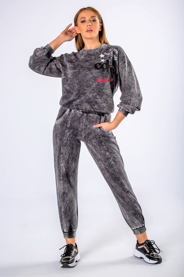 Ptakmoda Dresowe spodnie z efektem spranego jeansu