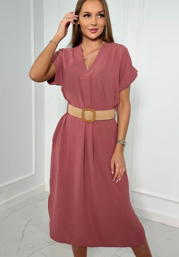 Włoski Dress with decorative belt navy pink