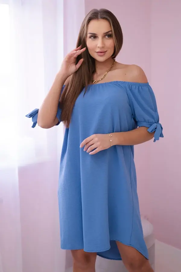 Kesi Włoski Dress with ties on the sleeves dark jeans