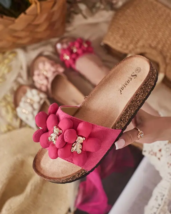 Resti Джапанки с плюшени мечета и цветя Isaralle