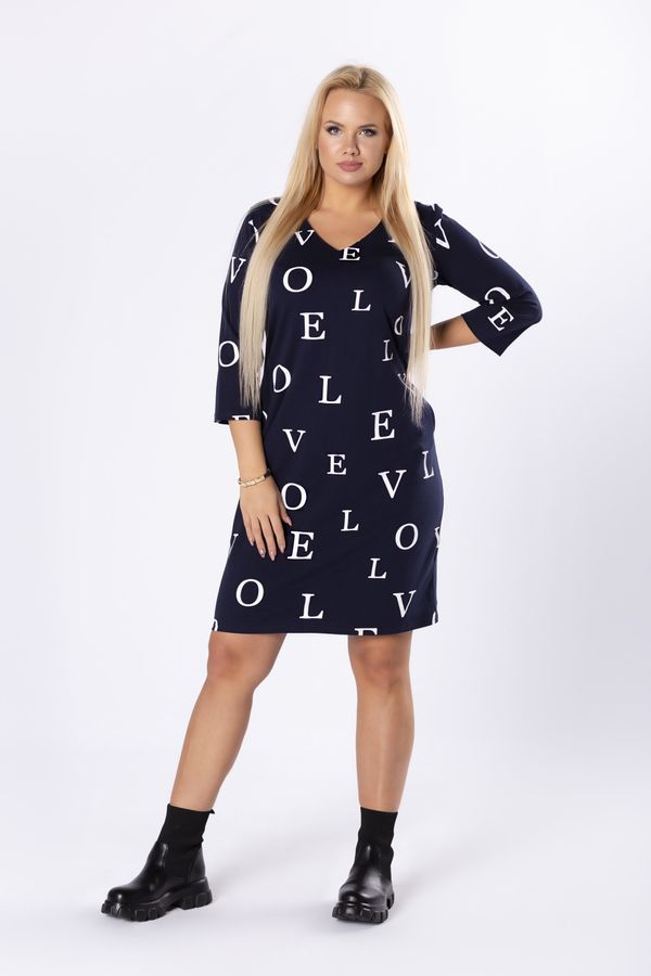 Ptakmoda Dzianinowa sukienka z rękawem 3/4 oraz dékoltem w serek