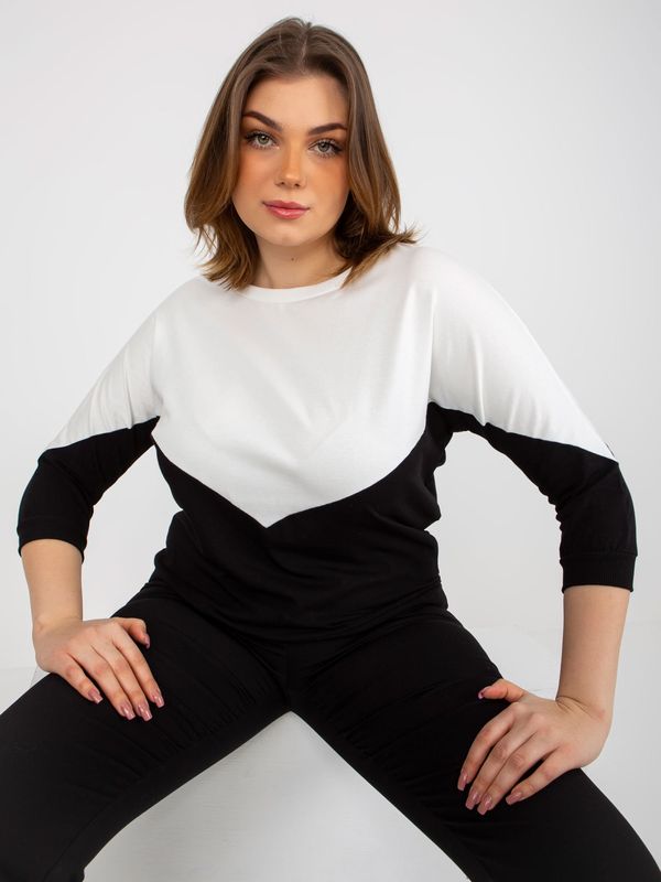 Fashionhunters Ecru and black basic blouse with round neckline plus size