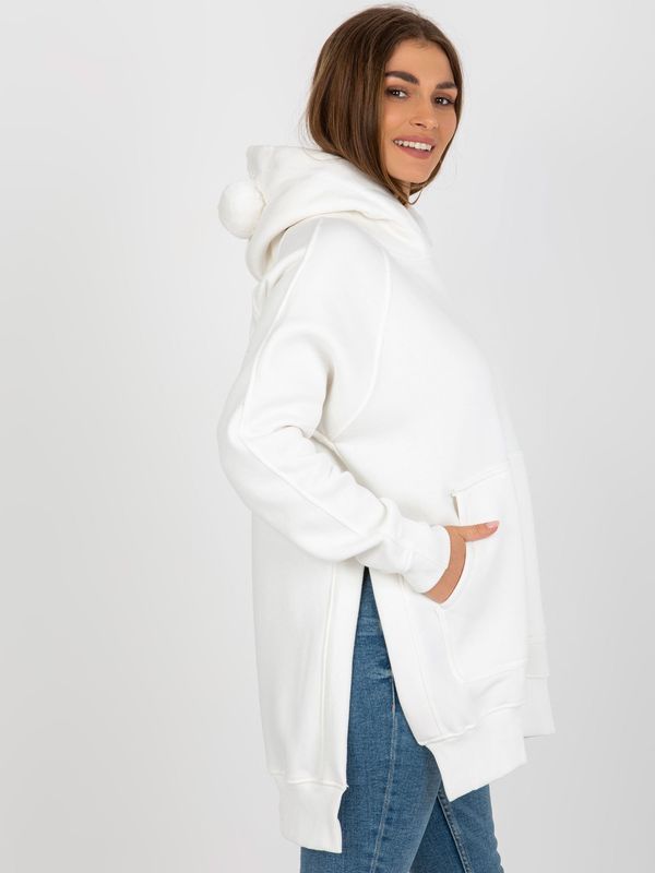 Fashionhunters Ecru long kangaroo hoodie with ears