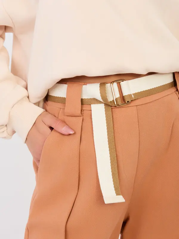 RUE PARIS Едноцветни панталони в тъмно оранжево