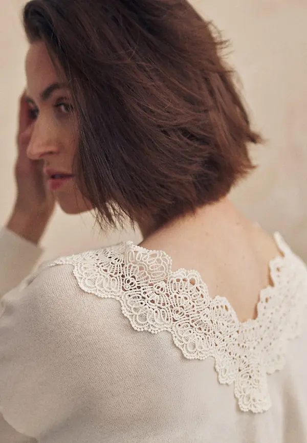 Tatuum Екрю вълнен пуловер с дантела Елвира Татуум