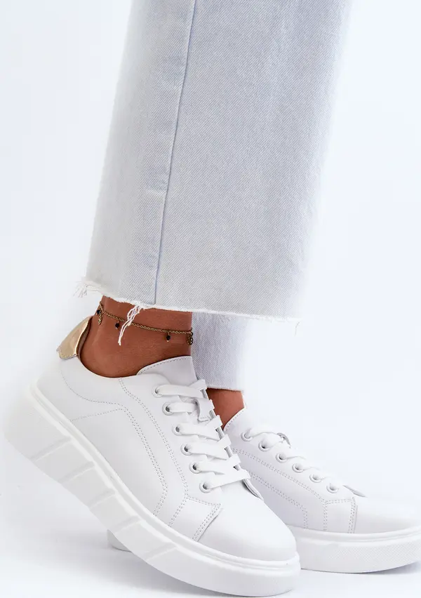 EVENTO EVENTO Бели дамски кожени кецове Danida с платформа