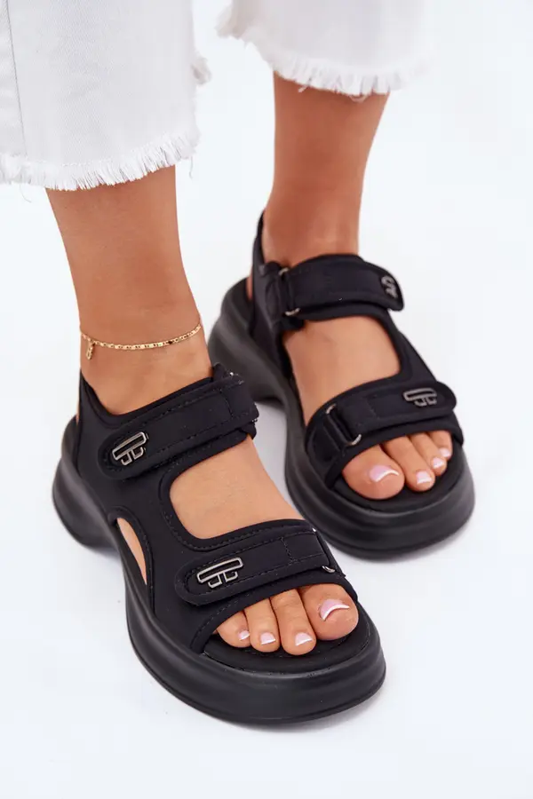 EVENTO EVENTO Дамски Сандали С Златни Детайли Черни Лувира