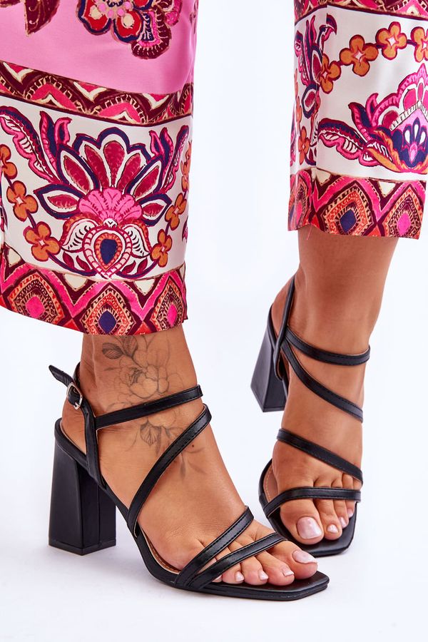 FB2 FB2 Кожени сандали на ток Черни Florentina