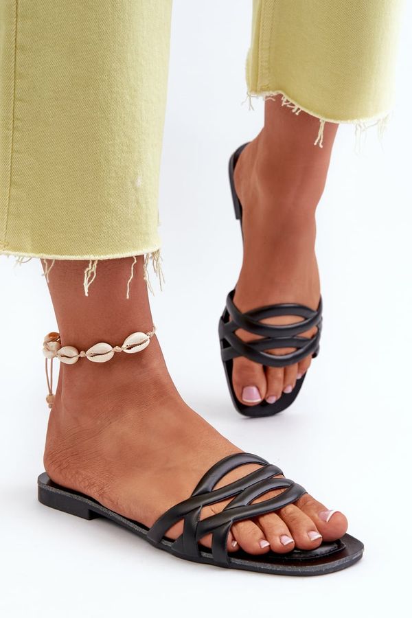 FJ1 FJ1 Дамски черни сандали с плосък ток от еко кожа Moldela