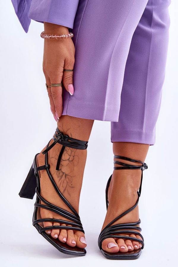 FJ1 FJ1 Модни сандали на ток Черни Tessoro