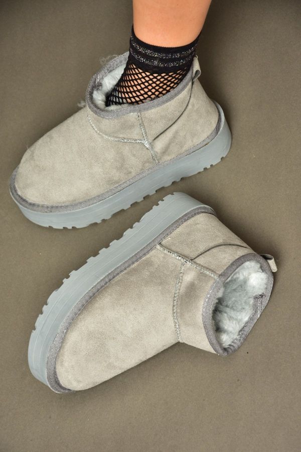 Fox Shoes Fox Shoes Women's Gray Suede Hairy Inner Thick Soled Half Boots