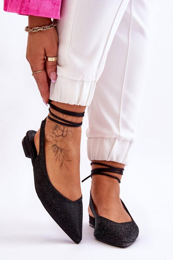 FS1 FS1 Вързани балерини с кристали Черен Mavis