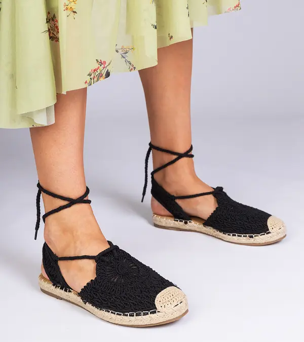 Gemre Gemre Black flat heel espadrille sandals Relis