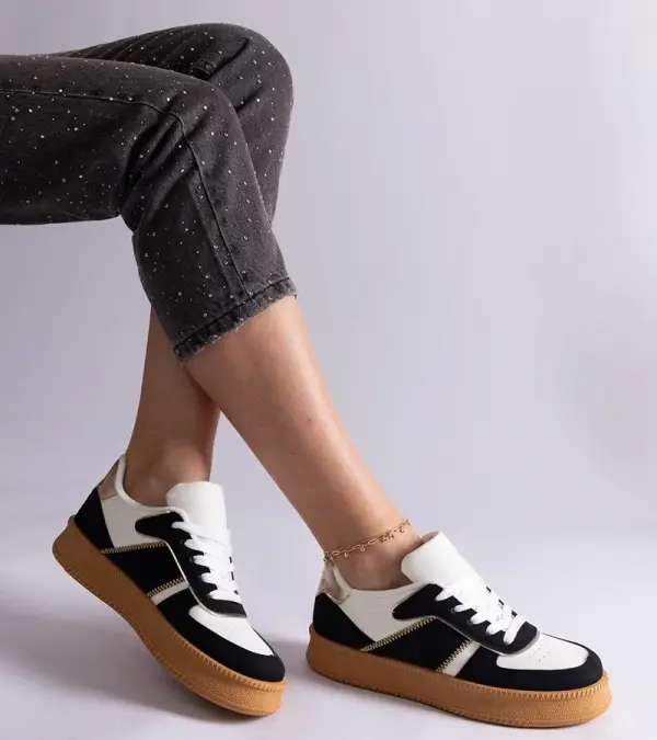 Gemre Gemre Black lace-up platform sneakers Felicita