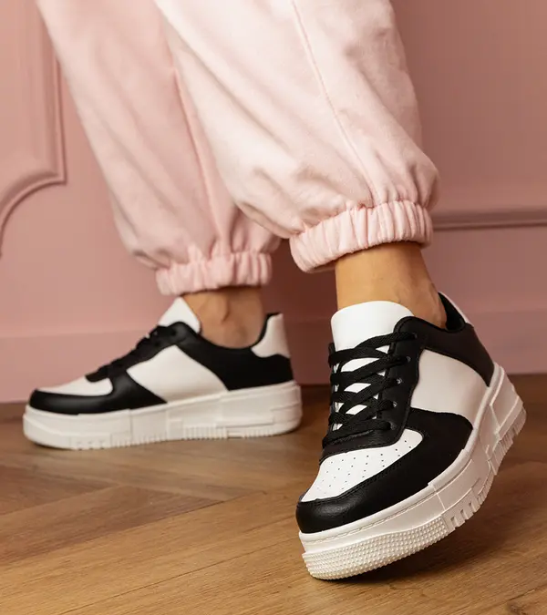 Gemre Gemre Black sports sneakers on Luneta platform