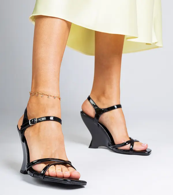Gemre Gemre Black wedge sandals for women Jessy