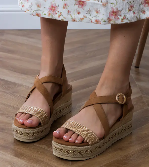 Gemre Gemre Brown wedge espadrille sandals Sywiera