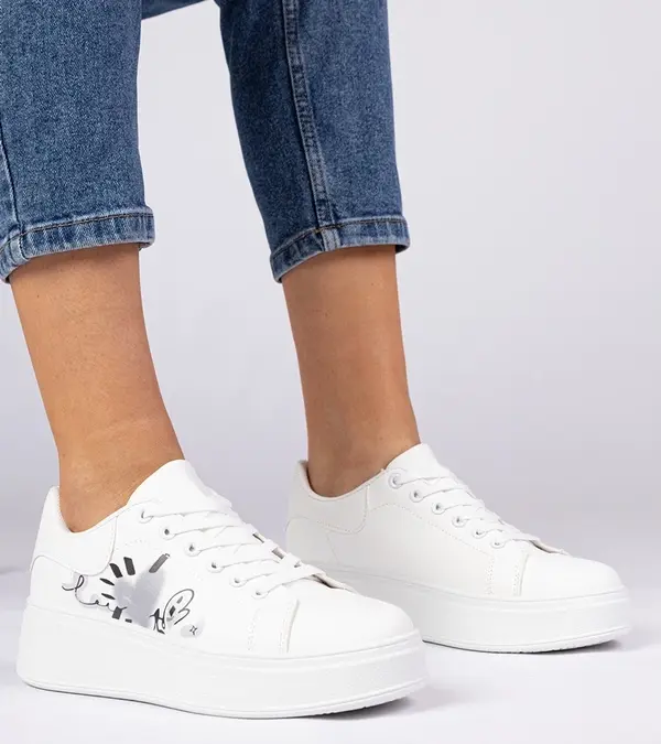 Gemre Gemre White women's sneakers with Zelinda print