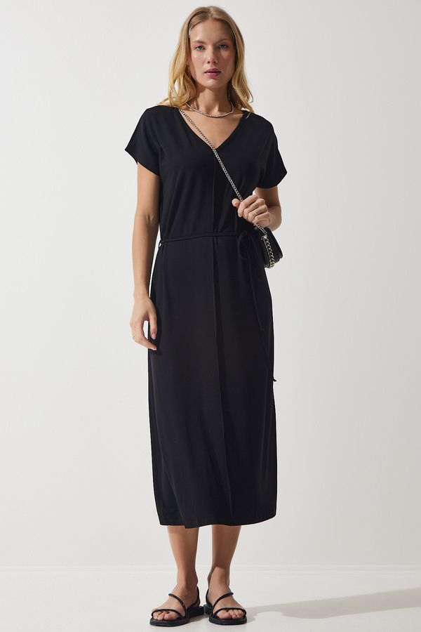 Happiness İstanbul Happiness İstanbul Women's Black Belted V Neck Viscose Dress