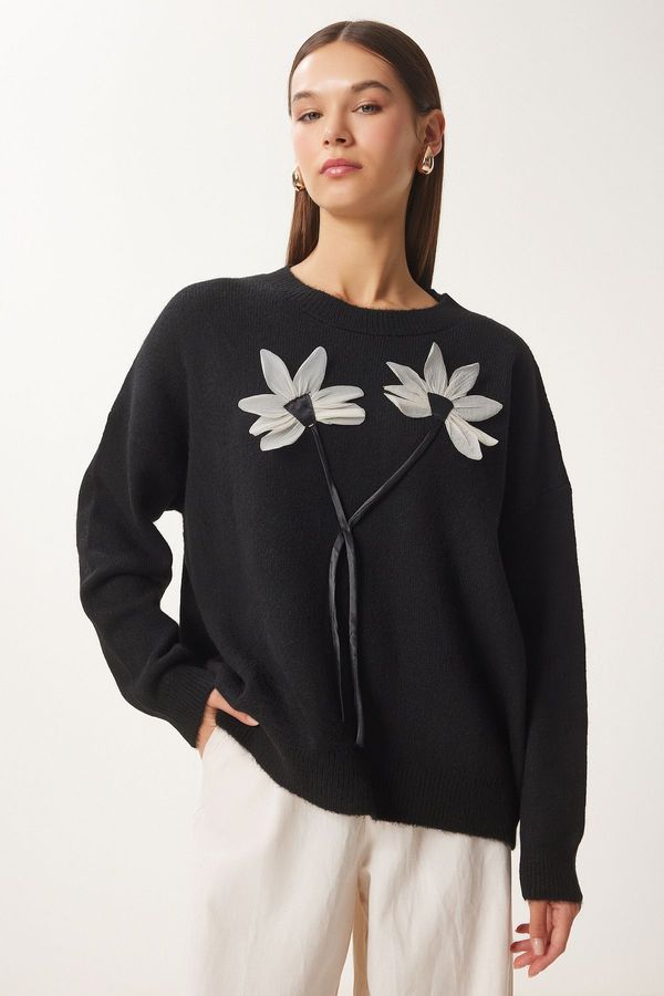 Happiness İstanbul Happiness İstanbul Women's Black Floral Detailed Knitwear Sweater