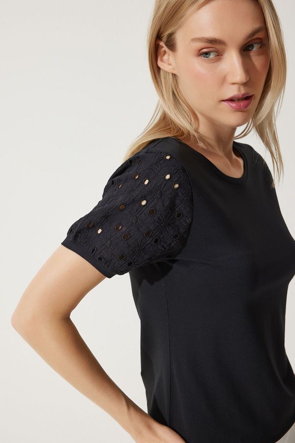 Happiness İstanbul Happiness İstanbul Women's Black Guipure Sleeve Cotton Basic Knitted T-Shirt