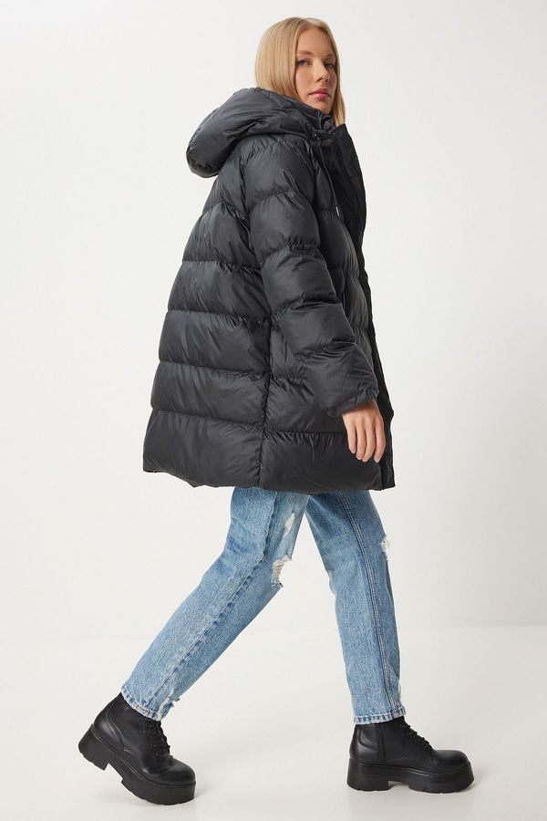 Happiness İstanbul Happiness İstanbul Women's Black Hooded Long Puffer Coat