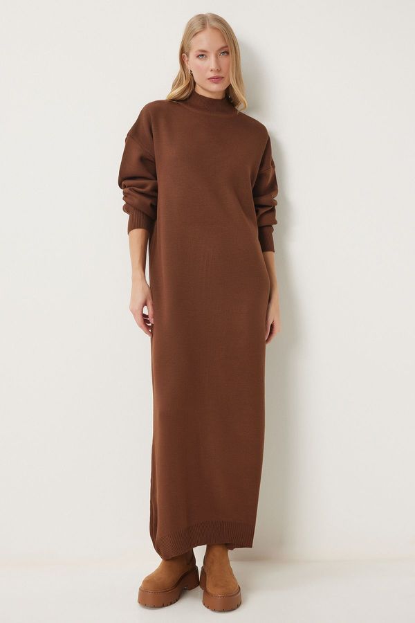Happiness İstanbul Happiness İstanbul Women's Brown Turtleneck Long Knit Dress