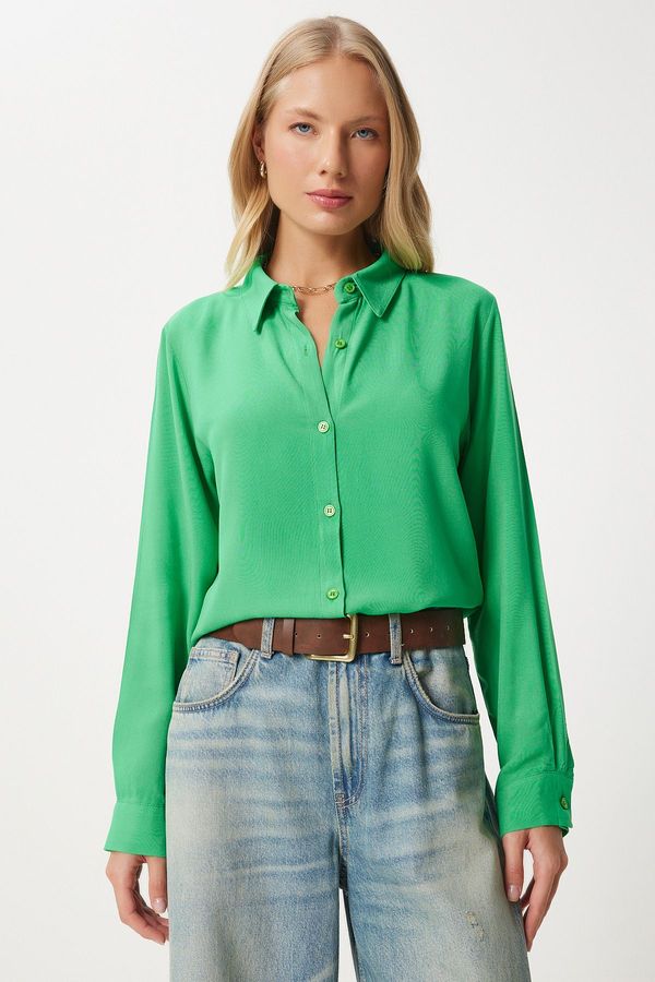 Happiness İstanbul Happiness İstanbul Women's Green Relaxed Fit Viscose Shirt