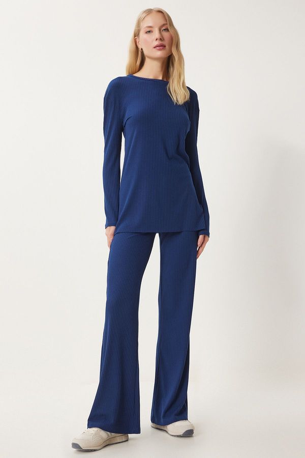 Happiness İstanbul Happiness İstanbul Women's Navy Blue Comfortable Corduroy Knitted Blouse Trousers Set