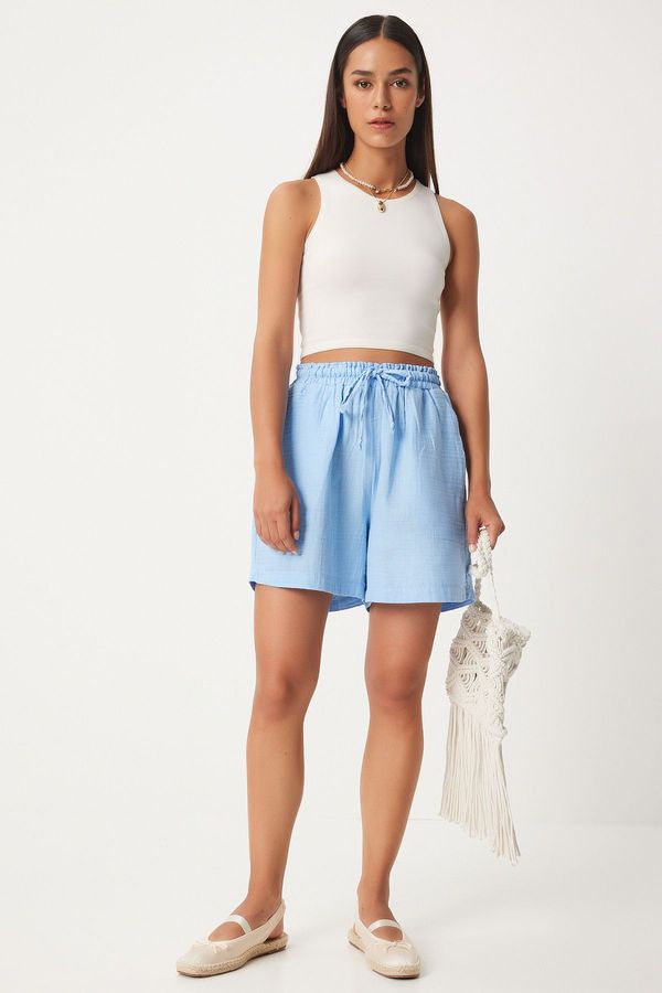 Happiness İstanbul Happiness İstanbul Women's Sky Blue Pocket Muslin Shorts